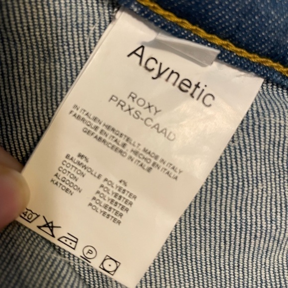 Roxy Acynetic High Rise Flare Jeans Size 29 - Picture 9 of 10